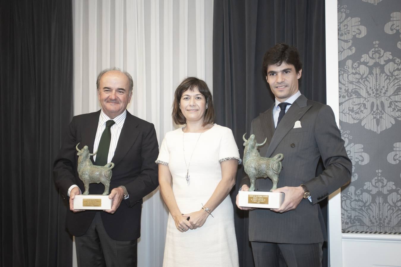 El Hotel Colón de Sevilla premió a Pablo Aguado y Santiago Domecq por la temporada 2019